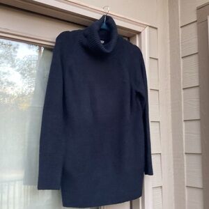 Turtleneck tunic sweater Sz M